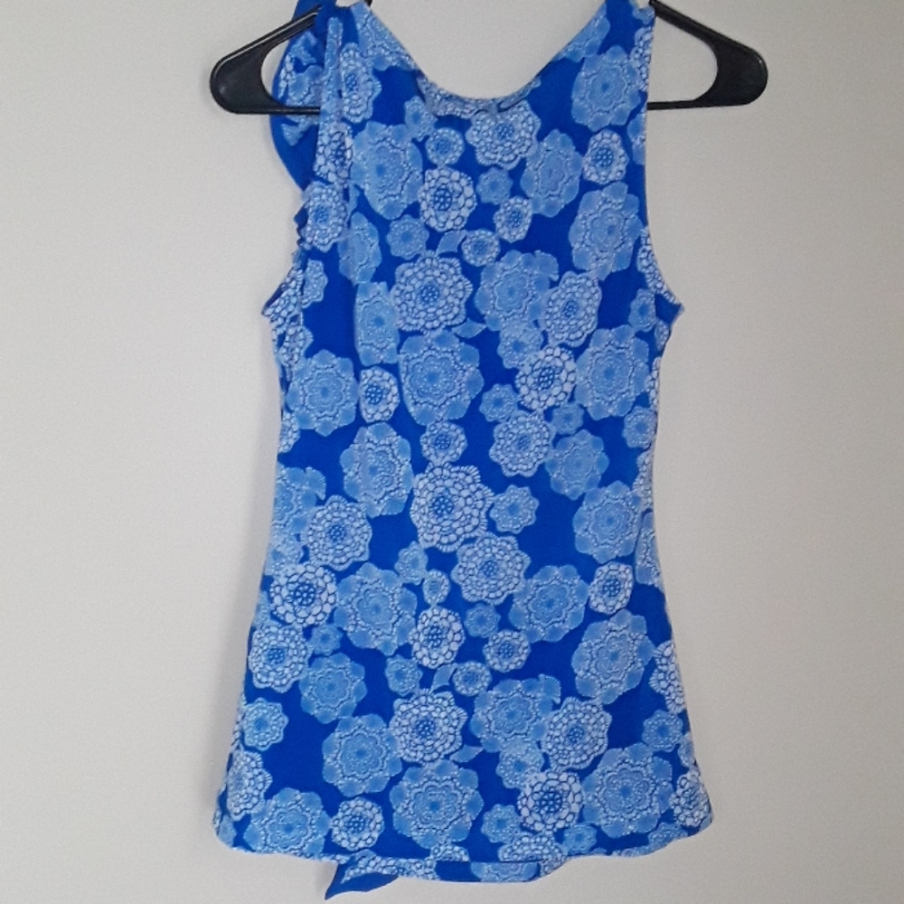 Elle Ruffled Tank Top - Picture 4 of 4